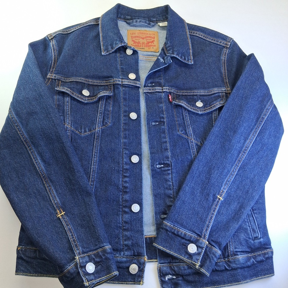 Levis Jacket Jean Womens Size small Blue Denim Trucker Dark Wash Casual Party